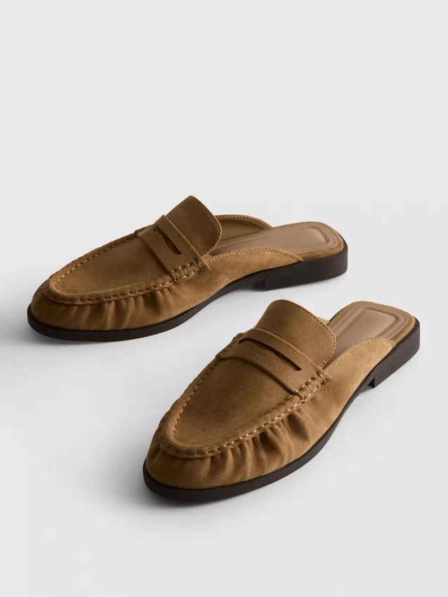 Loafer-Sandalen aus Kunstwildleder
