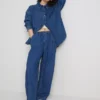 Locker sitzendes Baumwoll-Denim-Hemd mit Knopfleiste