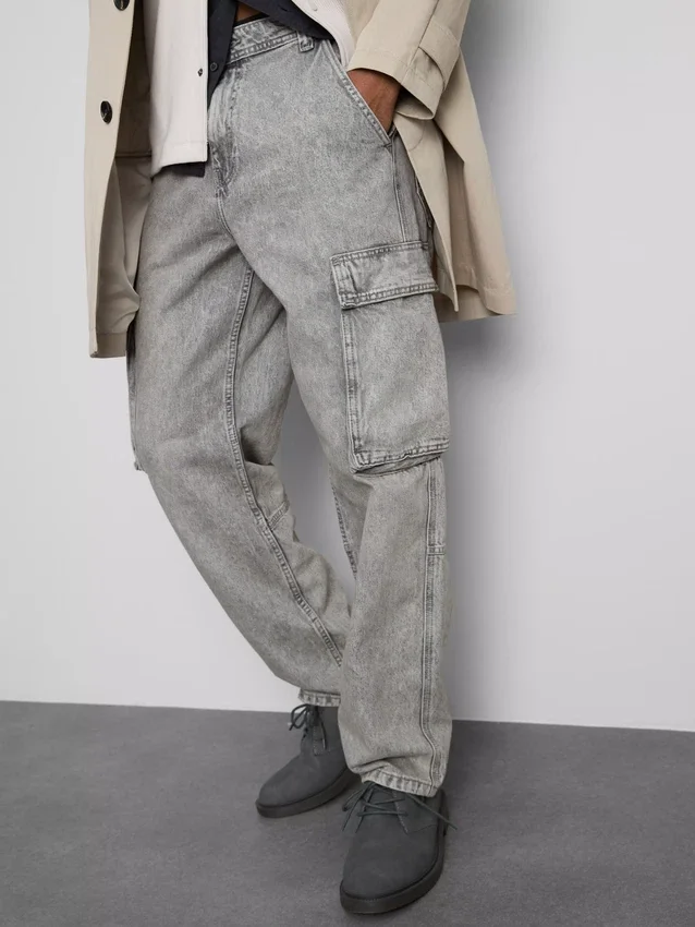 Lose Cargo-Jeans mit mittlerer Leibhöhe