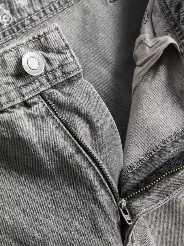Lose Cargo-Jeans mit mittlerer Leibhöhe