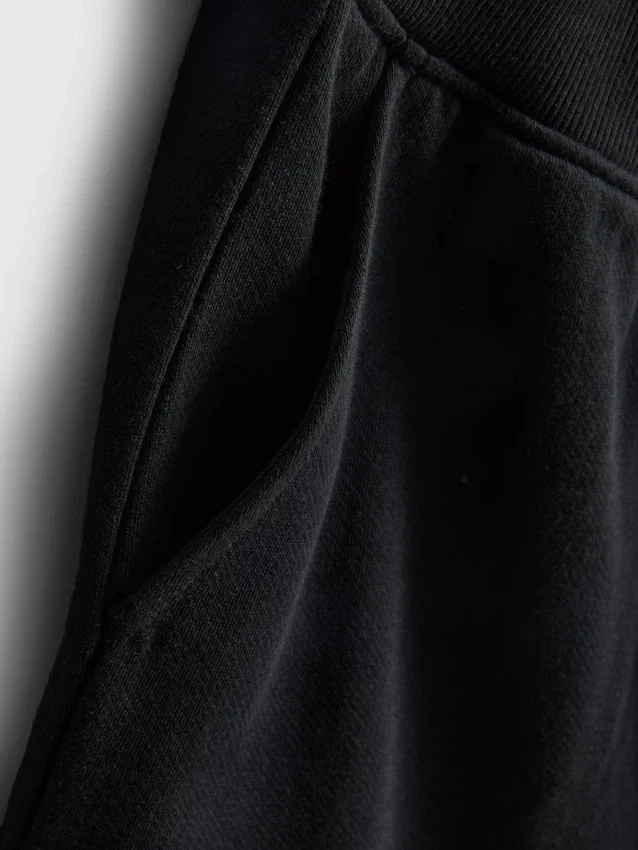 Lounge-Shorts aus Baumwolle mit geschlitztem Saum