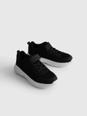 Low-Top-Sneaker aus Mesh