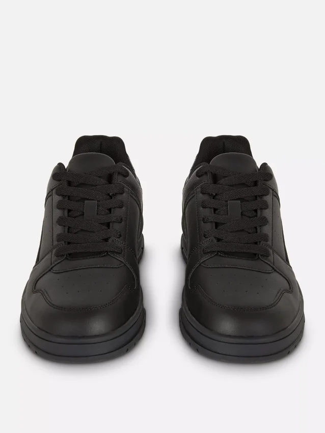 Low-Top-Sneakers