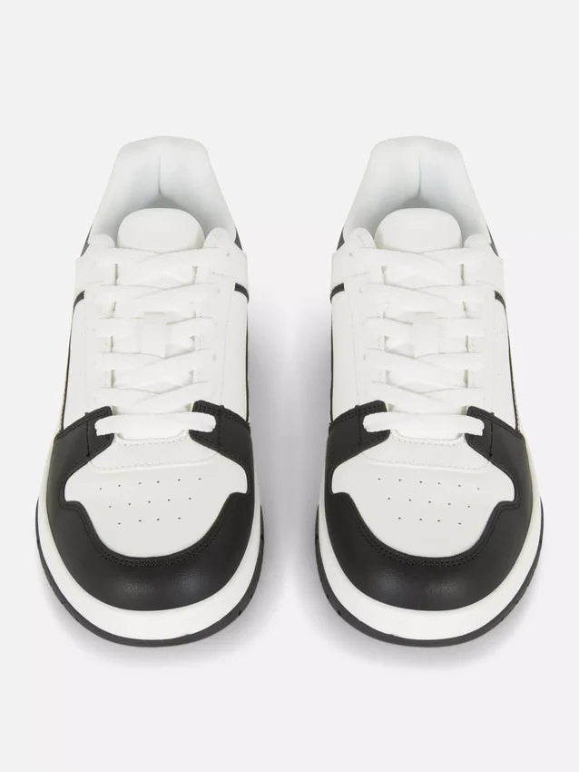 Low-Top-Sneakers