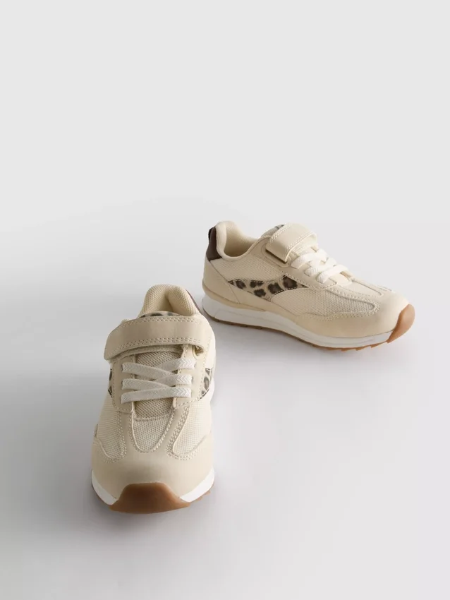 Low-Top-Sneakers