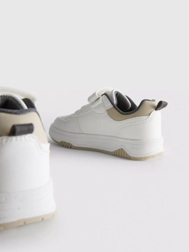 Low-Top-Sneakers