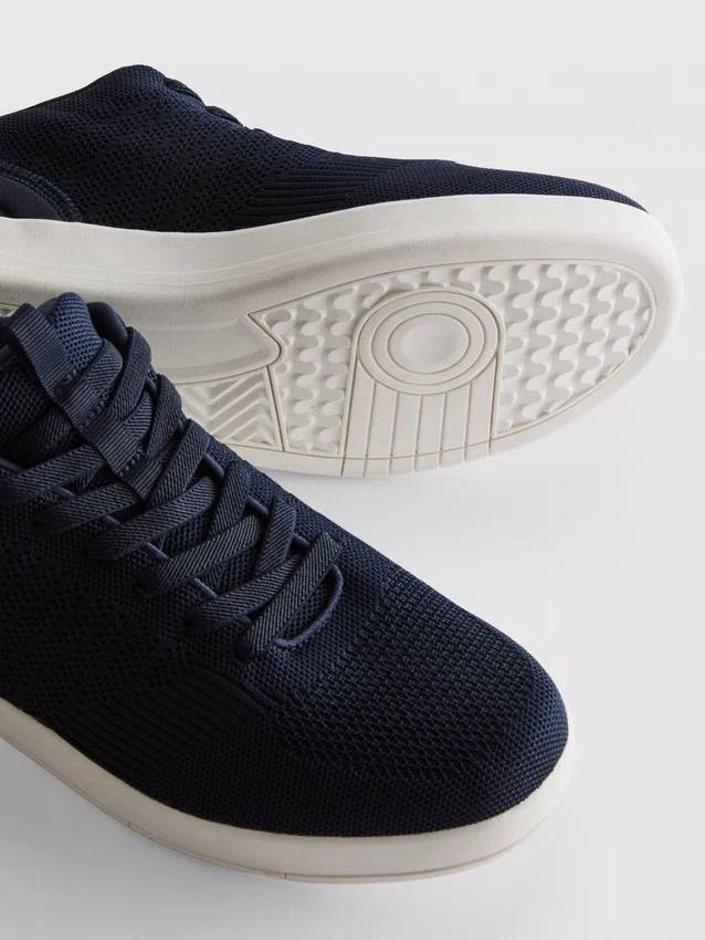 Low-Top-Sneakers