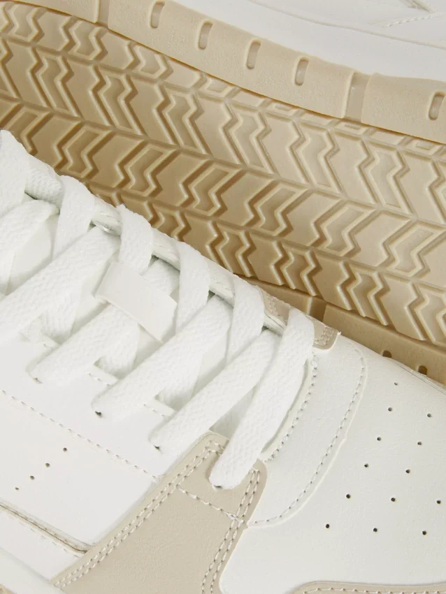 Low-Top-Sneakers