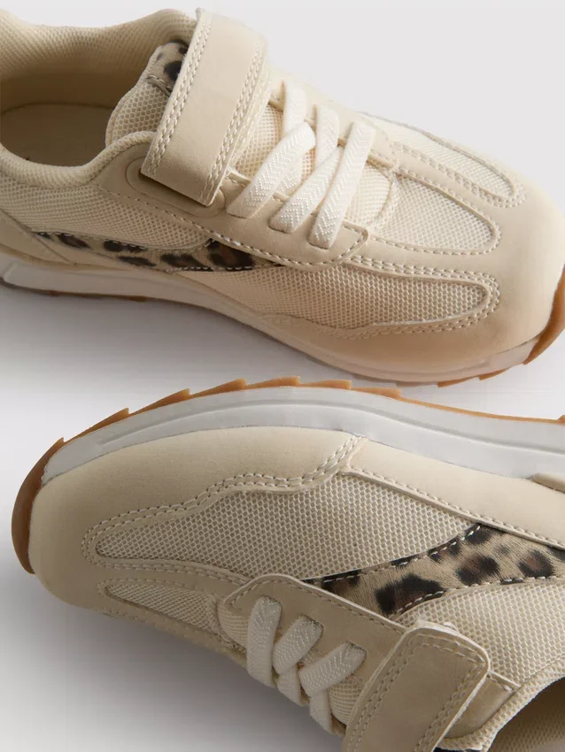 Low-Top-Sneakers
