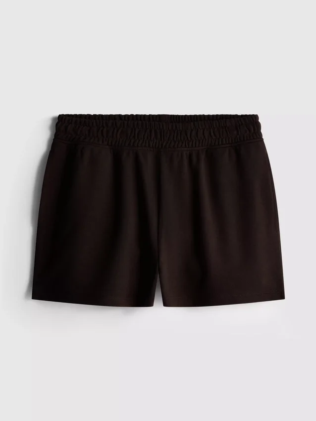 Lässige Airport-Shorts mit hohem Baumwollanteil