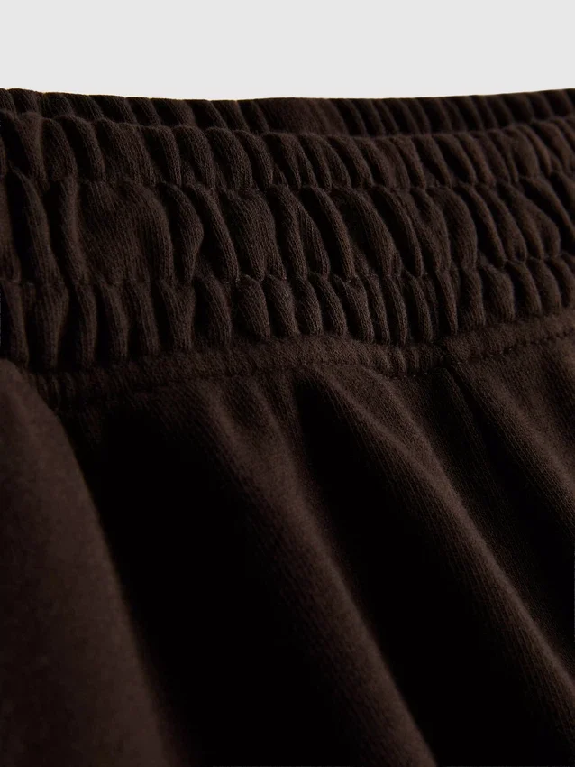 Lässige Airport-Shorts mit hohem Baumwollanteil