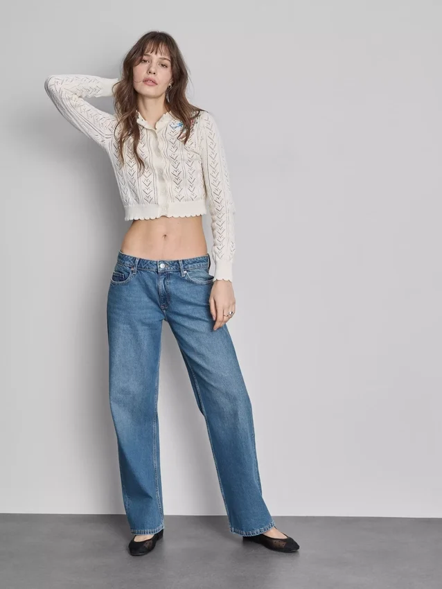 Lässige Denim-Jeans mit niedriger Leibhöhe und geradem Bein