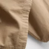 Lässige Hose mit ausgestelltem Bein