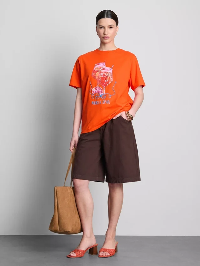 Maura K Spain – lässiges T-Shirt mit Grafikprint