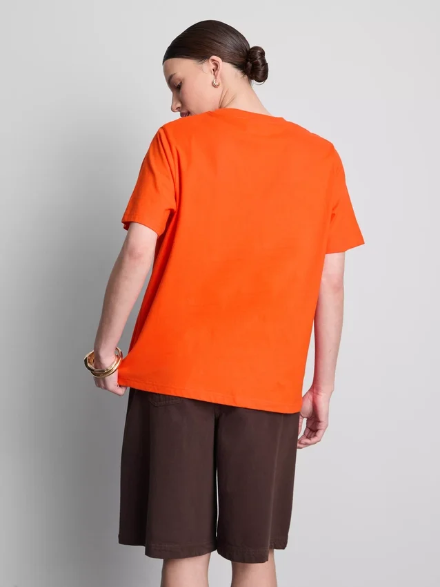 Maura K Spain – lässiges T-Shirt mit Grafikprint