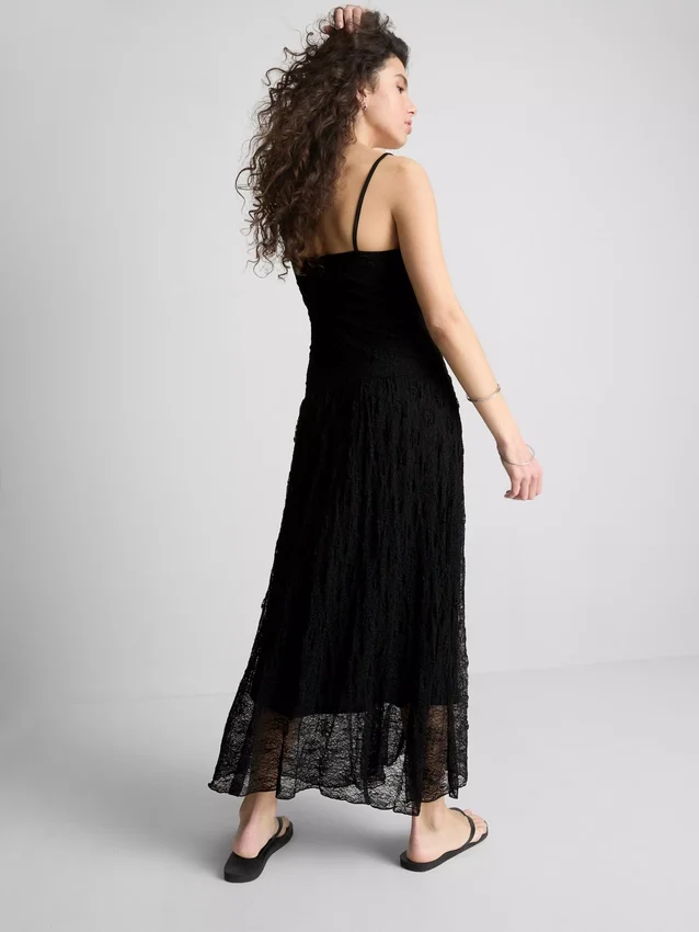 Maxikleid mit V-Ausschnitt und Spitze