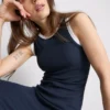Midi-Kleid mit geripptem integrierten BH