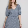 Midi-Smockkleid aus Baumwoll-Seersucker