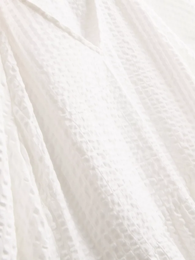 Midi-Smockkleid aus Baumwoll-Seersucker
