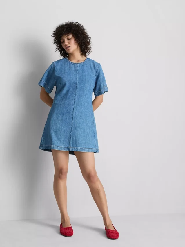 Mini-Etuikleid aus Baumwoll-Denim