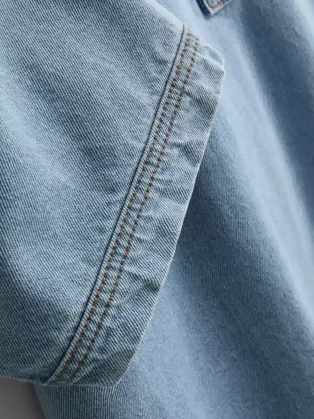Mini-Etuikleid aus Baumwoll-Denim mit Kragen