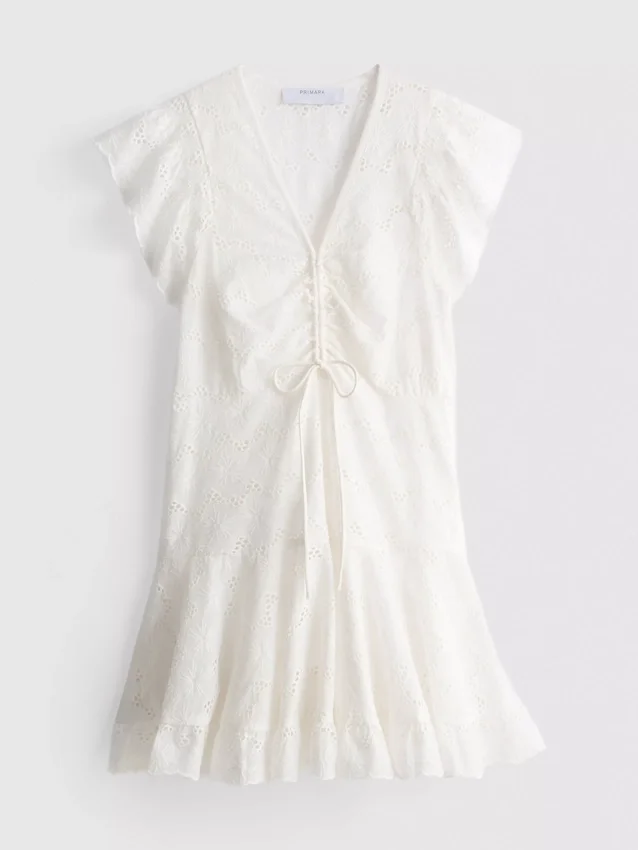 Mini-Kleid aus Baumwolle mit Lochstickerei und Rüschen
