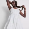 Mini-Kleid aus Popeline mit Rüschen und Trägern