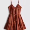 Mini-Kleid aus Popeline mit Rüschen und Trägern