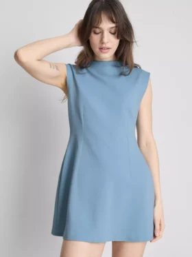 Mini-Kleid mit Flügelärmeln