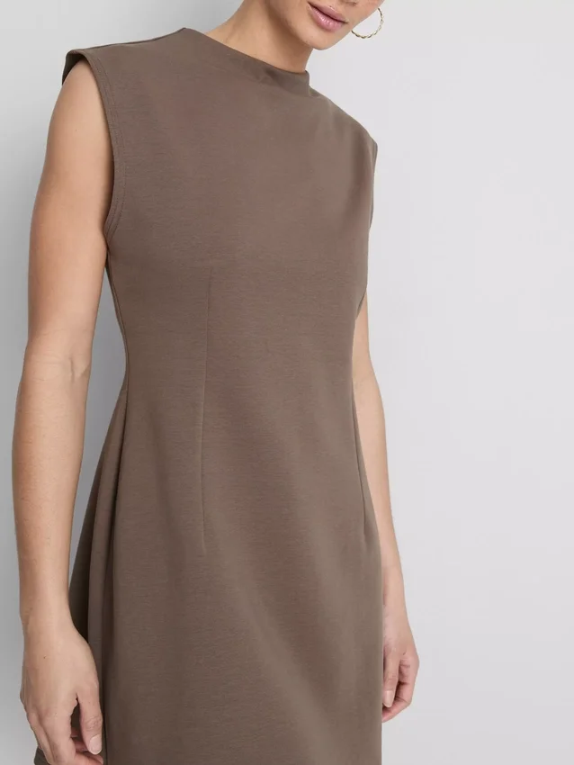 Mini-Kleid mit Flügelärmeln