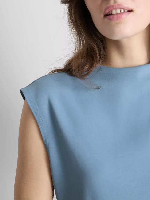 Mini-Kleid mit Flügelärmeln