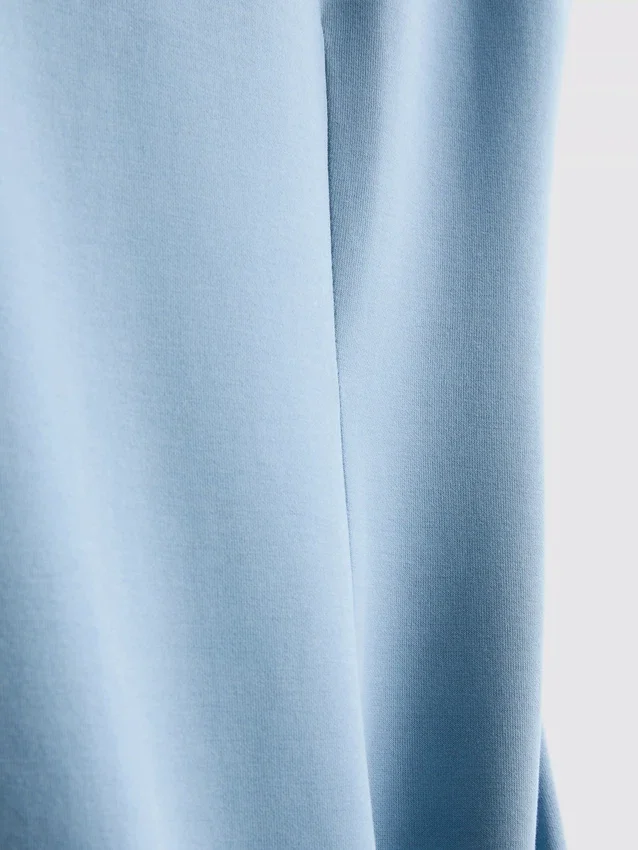 Mini-Kleid mit Flügelärmeln