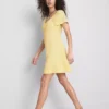 Mini-Kleid mit gekräuselten Flügelärmeln
