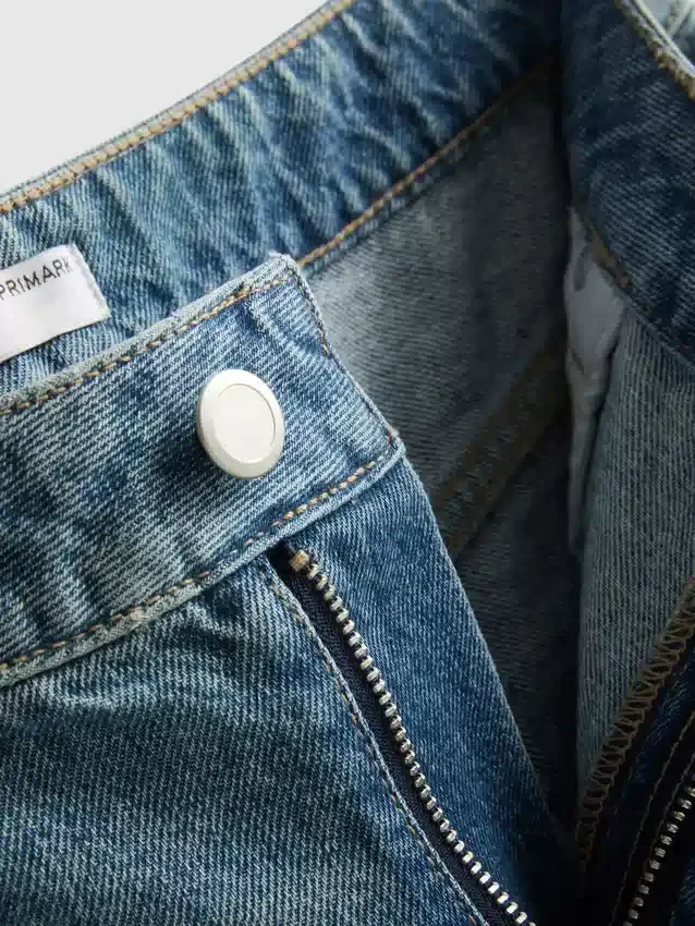 Mini-Shorts aus Baumwoll-Denim