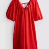 Mini-Smockkleid mit Puffärmeln