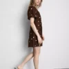 Minikleid mit Puffärmeln und Knopfleiste