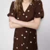 Minikleid mit Puffärmeln und Knopfleiste