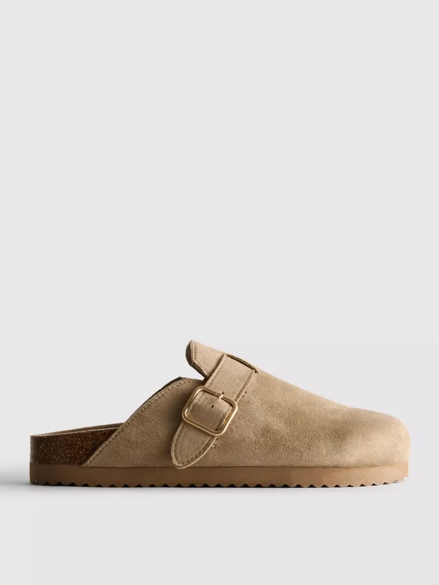 Mule-Clogs mit Schnalle