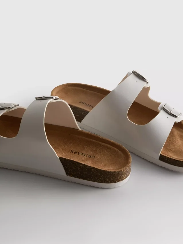 Mule-Sandalen mit doppeltem Schnallenriemen