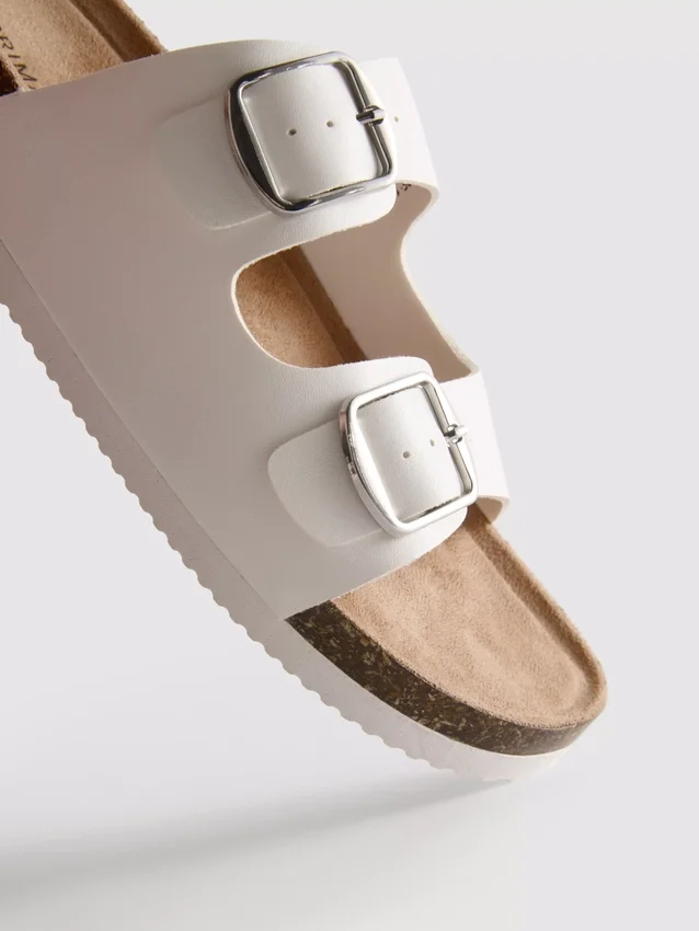 Mule-Sandalen mit doppeltem Schnallenriemen