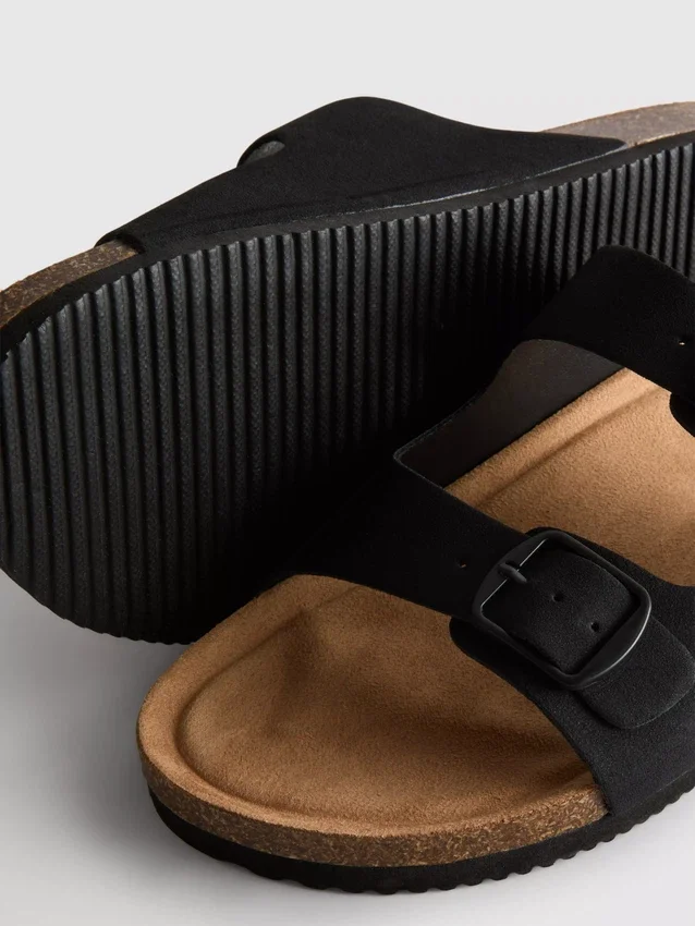 Mule-Sandalen mit doppeltem Schnallenriemen