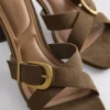 Mule-Sandalen mit Schnalle und Blockabsatz