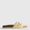 Mule-Sandalen mit Schnallenriemen
