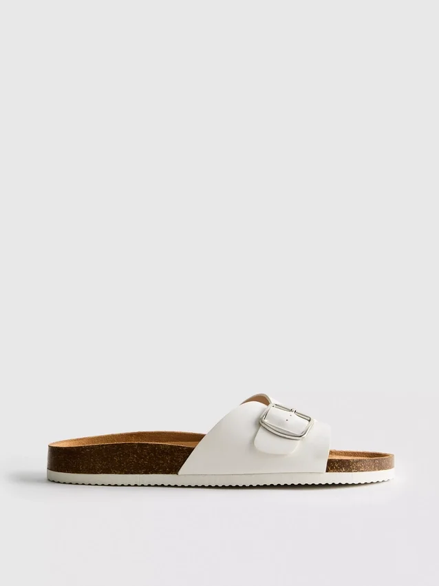 Mule-Sandalen mit Schnallenriemen