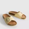 Mule-Sandalen mit Schnallenriemen