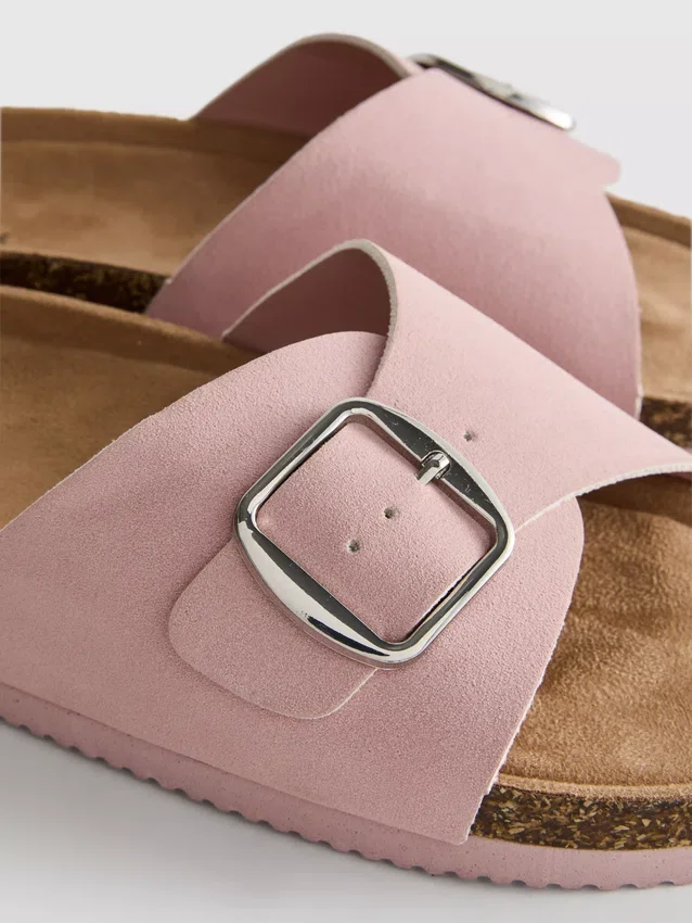 Mule-Sandalen mit Schnallenriemen
