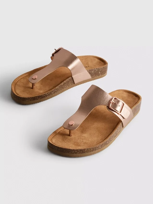 Mule-Sandalen mit T-Steg und Schnalle