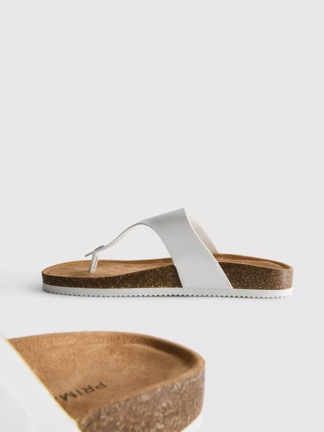 Mule-Sandalen mit T-Steg und Schnalle