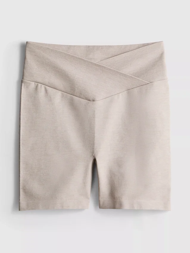 Nahtlose Active-Shorts mit überkreuztem Bund