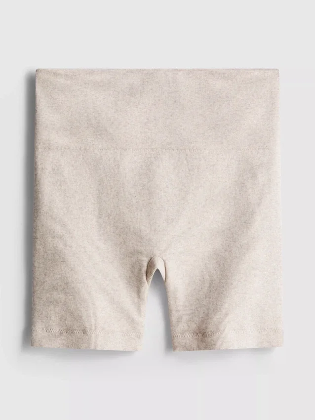 Nahtlose, gerippte Sportshorts